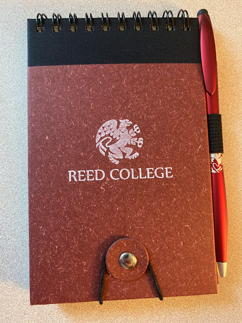 Notepad w/Pen Reed College Griffin (SKU 1149819329)